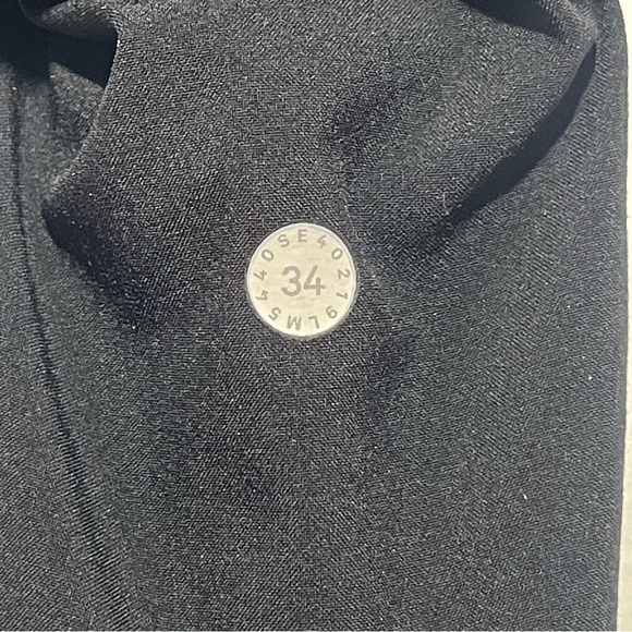 Lululemon Men’s Commission Classic Stretch Pants Gray welt pockets Size 34 x 26 - Picture 6 of 8